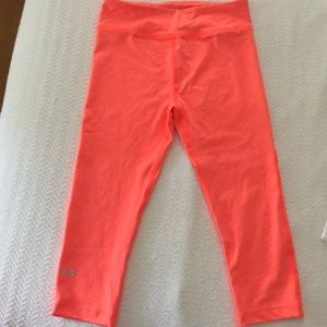 Under Armor work out capris